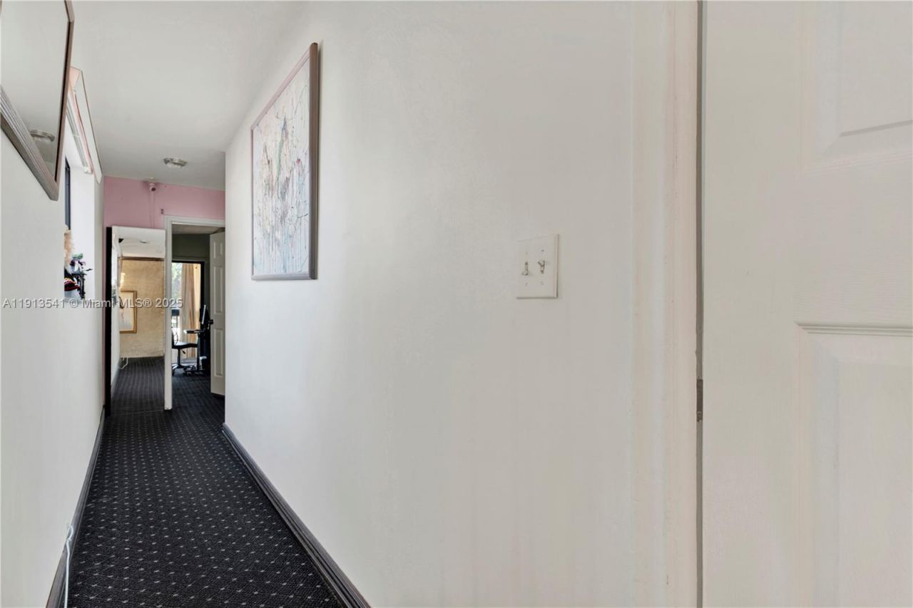 10720 SW 117th Ct, Miami, FL 33186 Photo