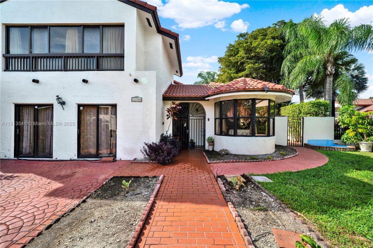 10720 SW 117th Ct, Miami, FL 33186 Photo