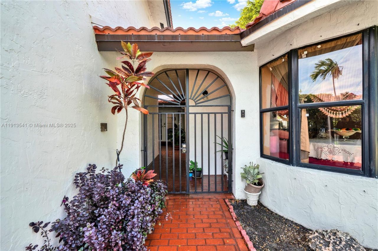 10720 SW 117th Ct, Miami, FL 33186 Photo