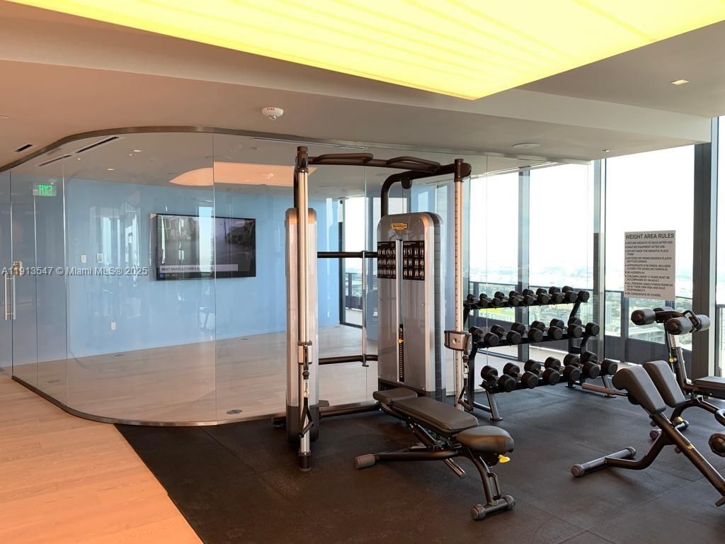 1000 Brickell Plaza, Unit 3907, Miami, FL 33131 Photo