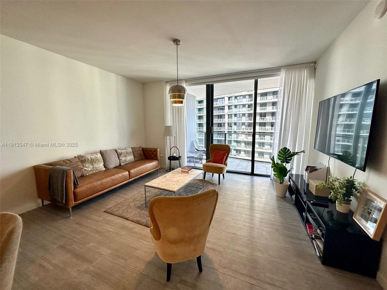 1000 Brickell Plaza, Unit 3907, Miami, FL 33131 Photo