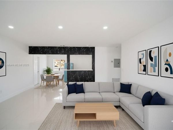 2388 NE 173rd St, Unit 2390, North Miami Beach, FL 33160