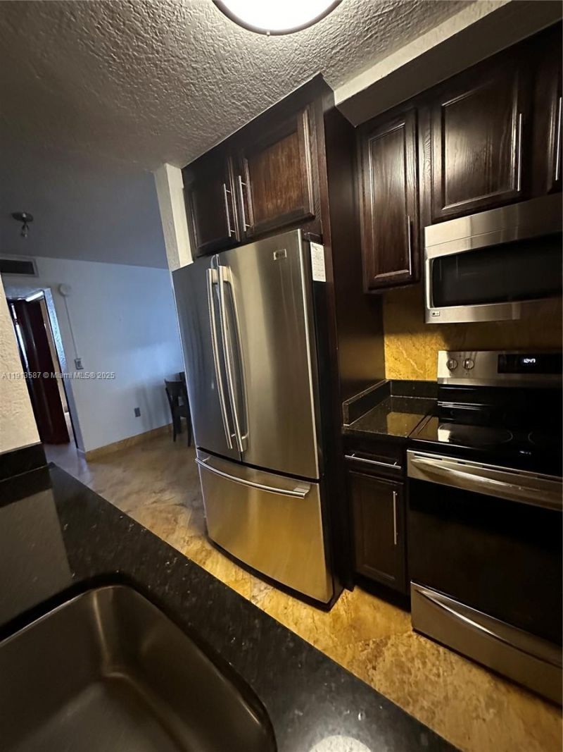 2465 SW 18th Ave, Unit 3308, Miami, FL 33145 Photo