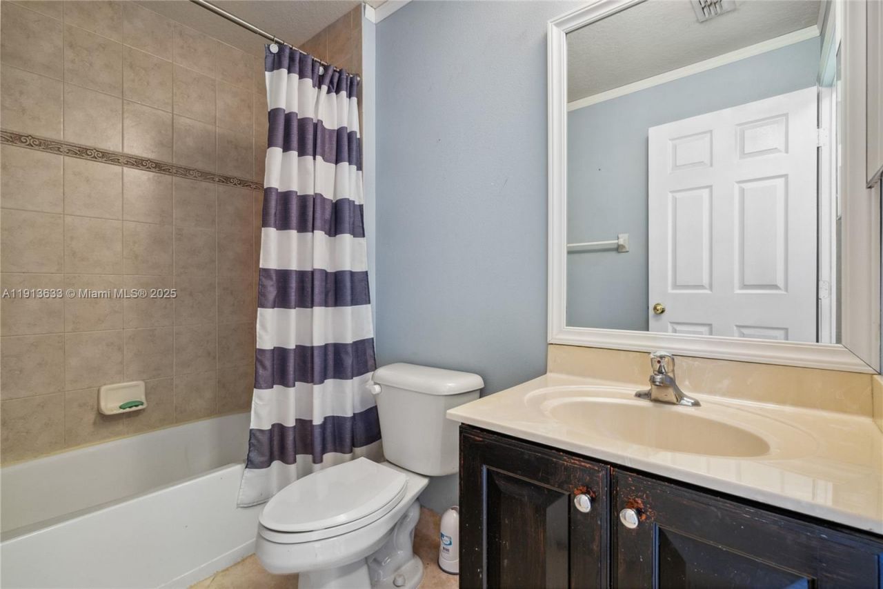 1924 SW Jamesport Dr, Port Saint Lucie, FL 34953 Photo