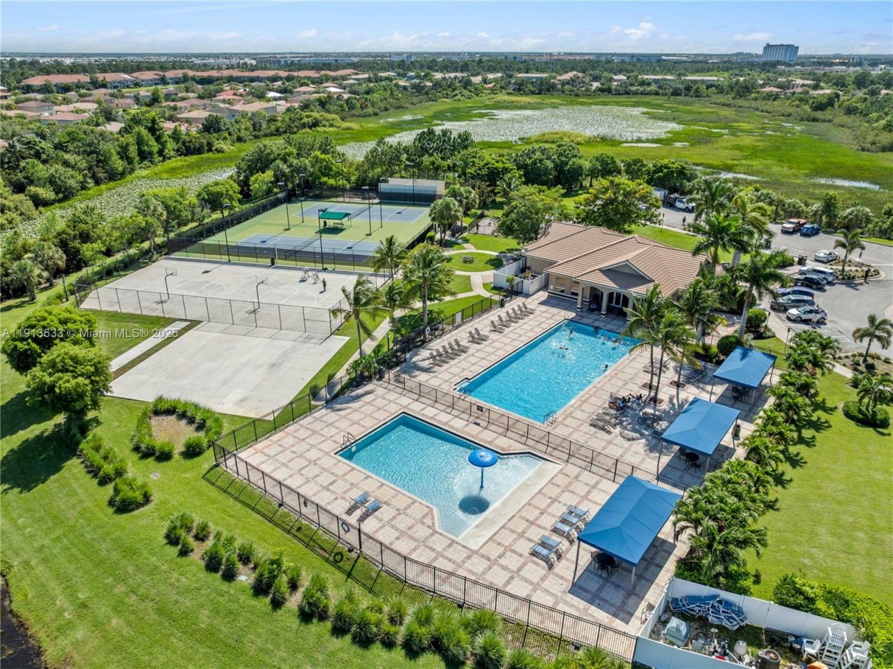 1924 SW Jamesport Dr, Port Saint Lucie, FL 34953 Photo