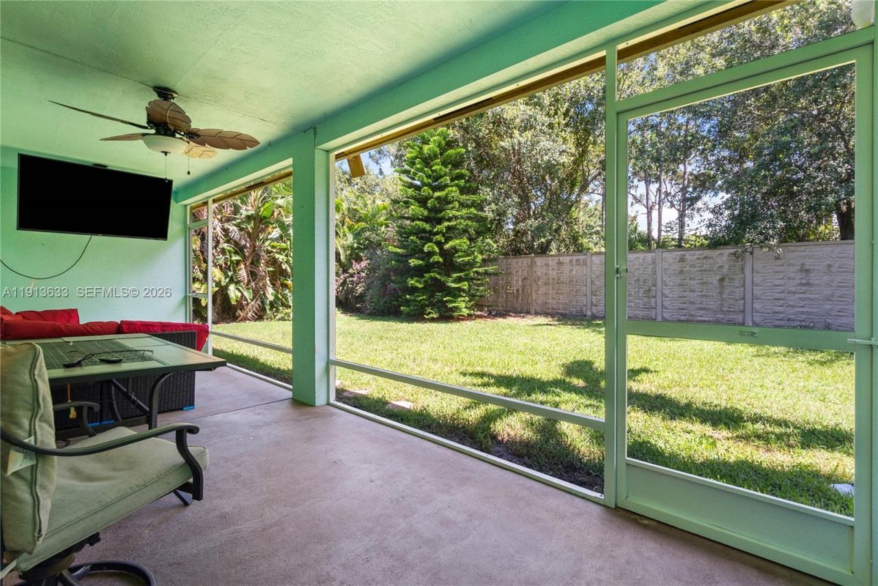 1924 SW Jamesport Dr, Port Saint Lucie, FL 34953 Photo