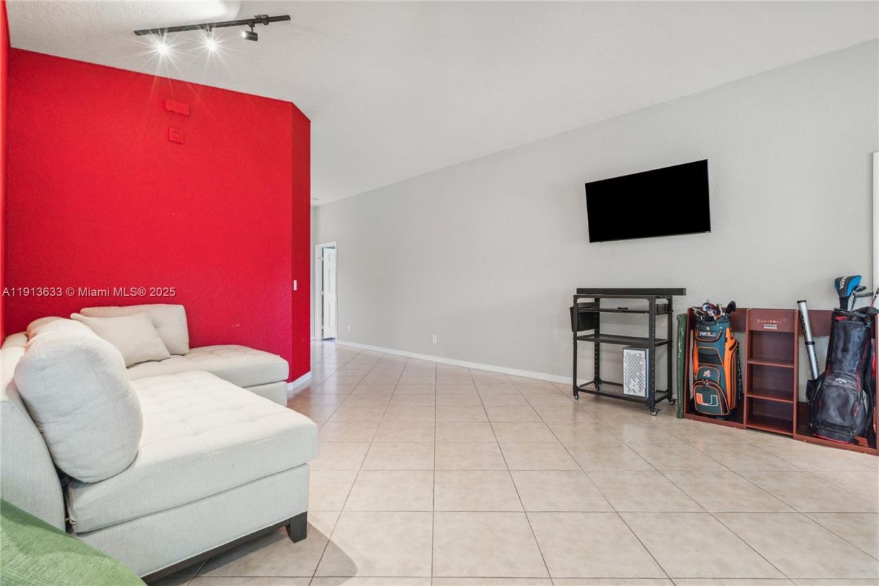 1924 SW Jamesport Dr, Port Saint Lucie, FL 34953 Photo