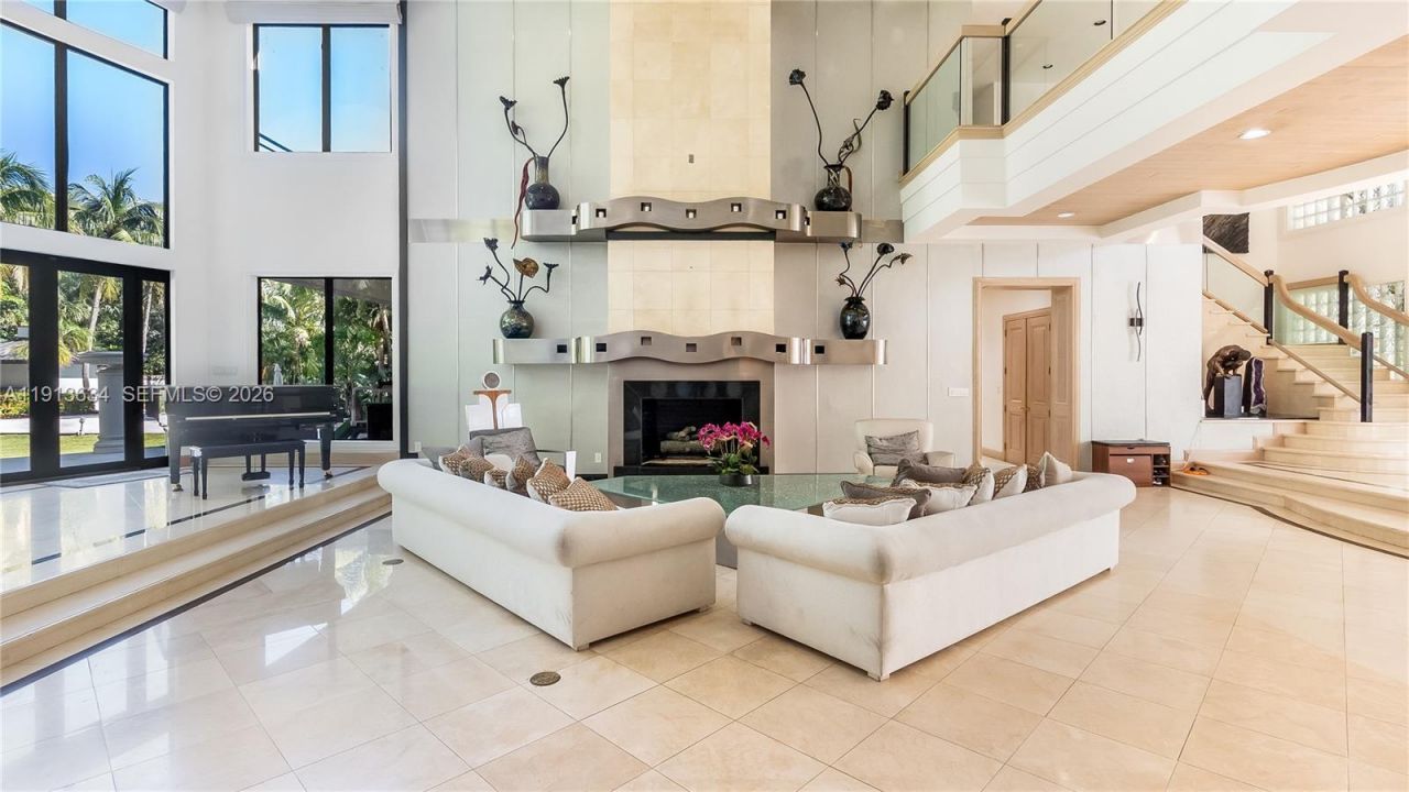 10395 SW 67th Ave, Pinecrest, FL 33156 Photo