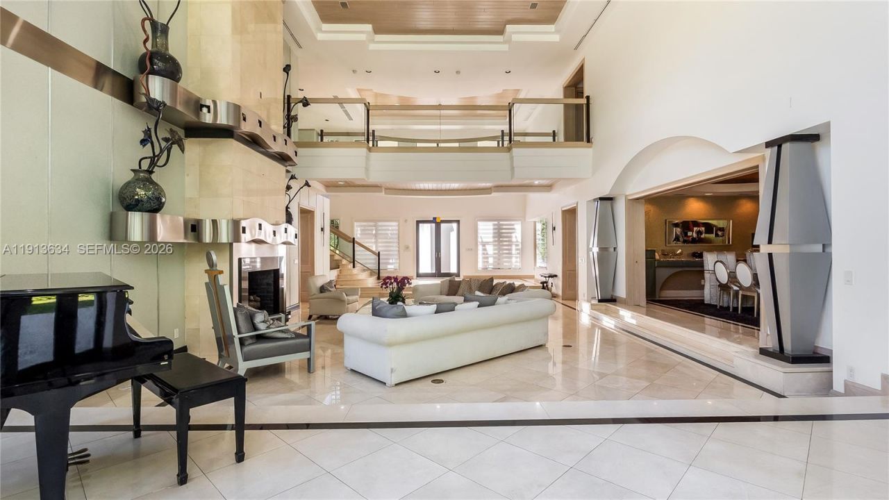 10395 SW 67th Ave, Pinecrest, FL 33156 Photo