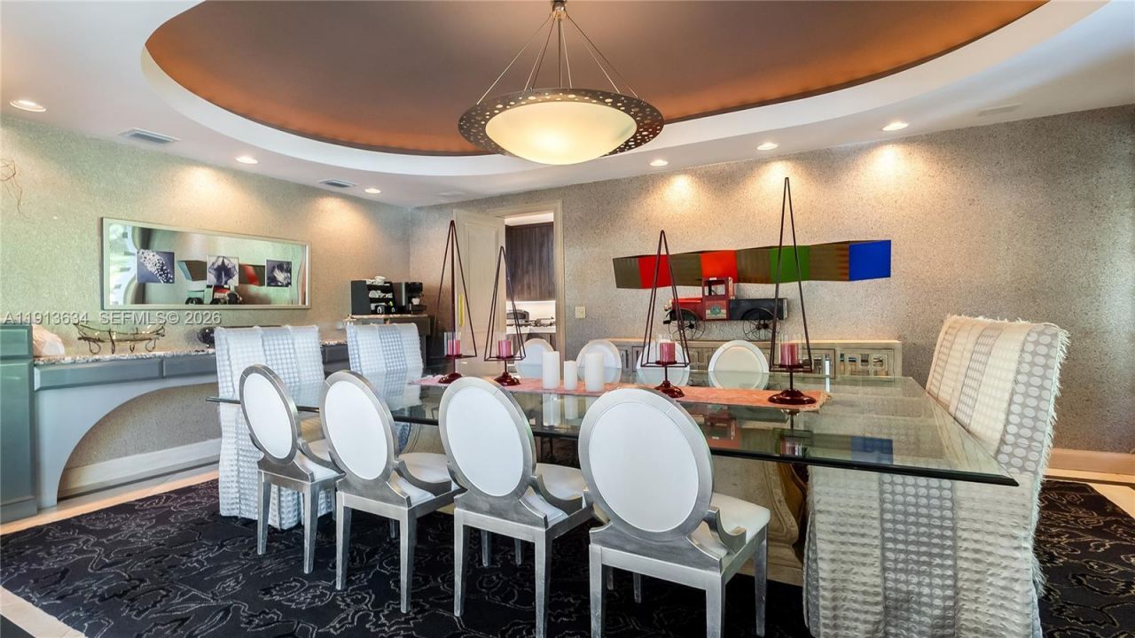 10395 SW 67th Ave, Pinecrest, FL 33156 Photo