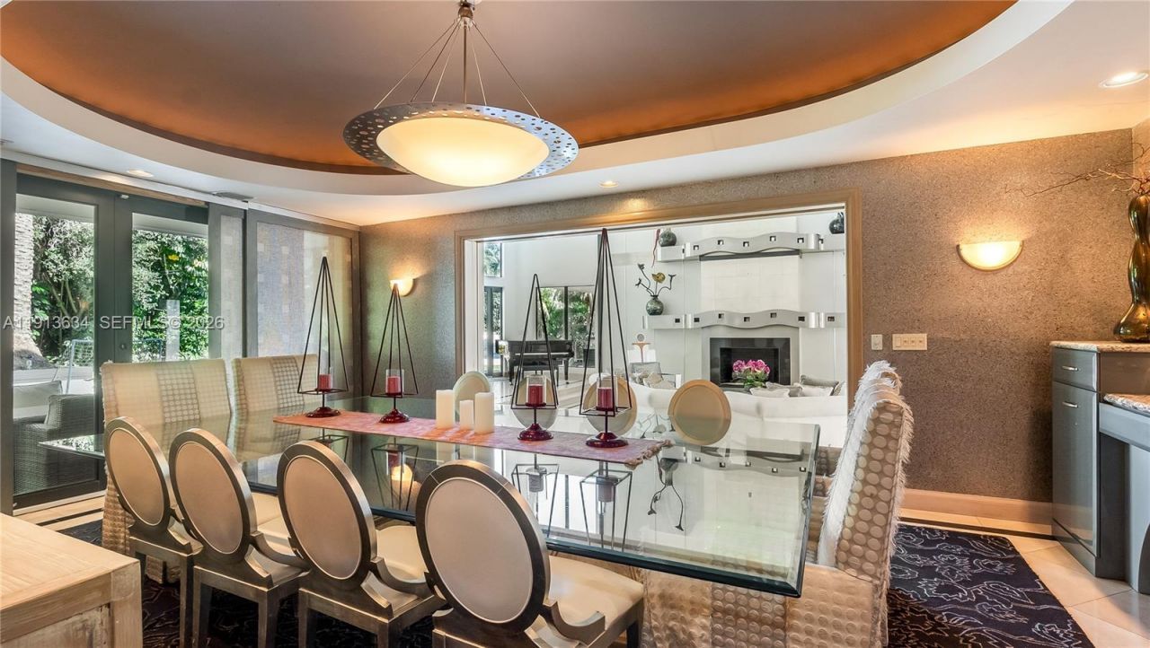 10395 SW 67th Ave, Pinecrest, FL 33156 Photo