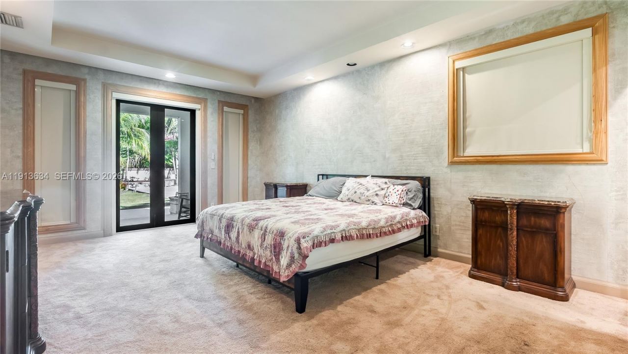 10395 SW 67th Ave, Pinecrest, FL 33156 Photo