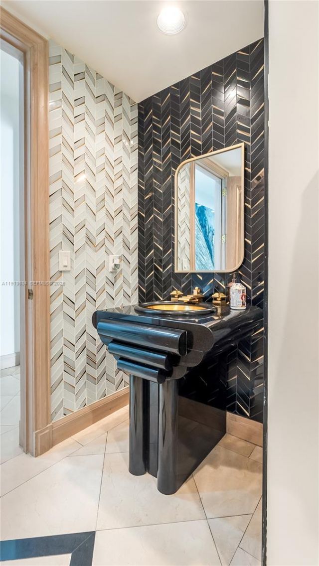 10395 SW 67th Ave, Pinecrest, FL 33156 Photo