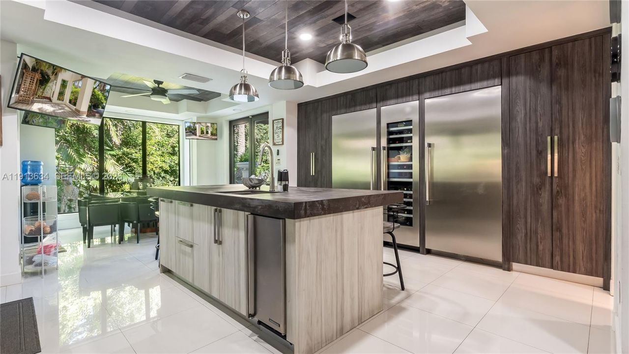 10395 SW 67th Ave, Pinecrest, FL 33156 Photo