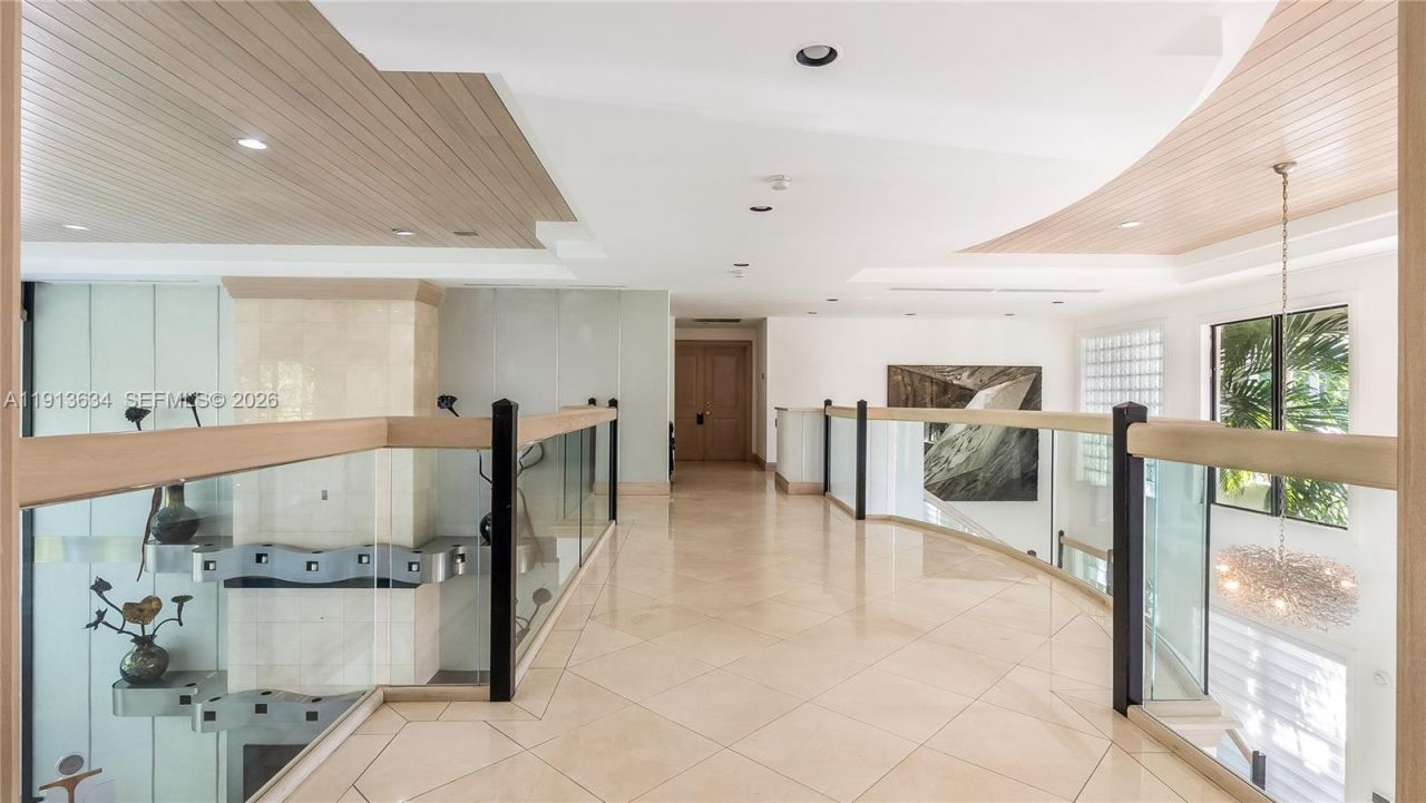 10395 SW 67th Ave, Pinecrest, FL 33156 Photo