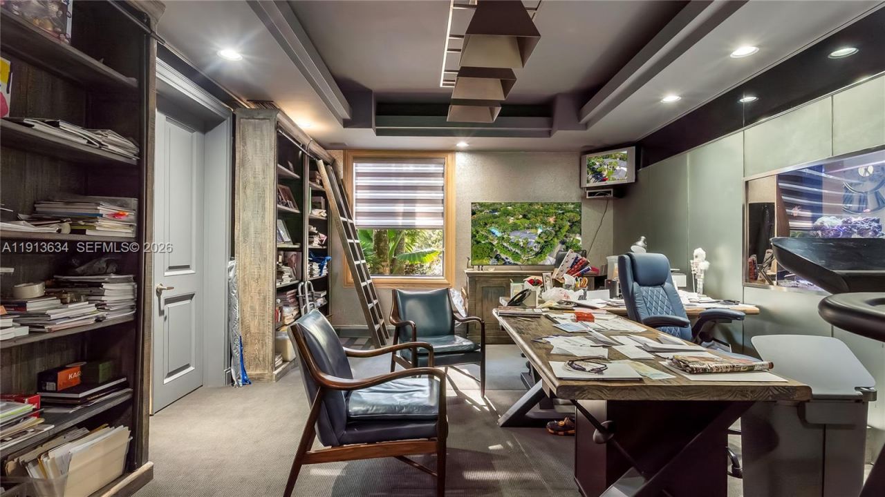 10395 SW 67th Ave, Pinecrest, FL 33156 Photo