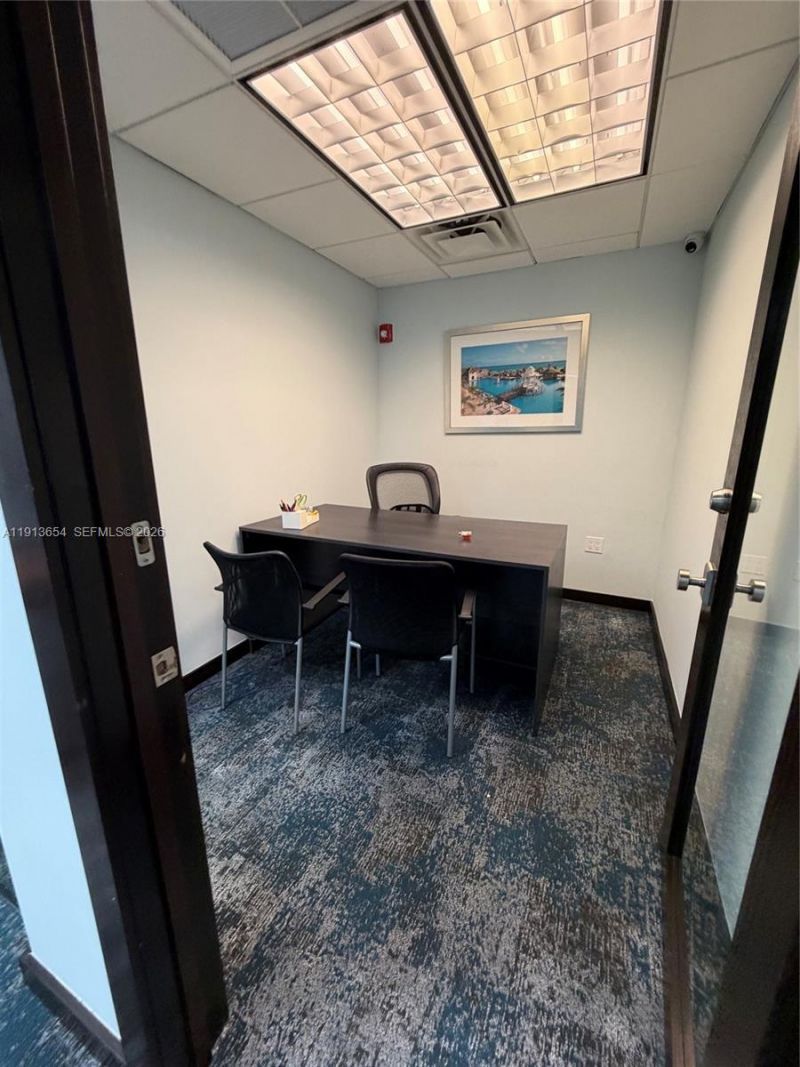 9450 SW 72nd St, Miami, FL 33173 Photo