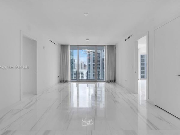 300 Biscayne Boulevard Way, Unit 3009W, Miami, FL 33131