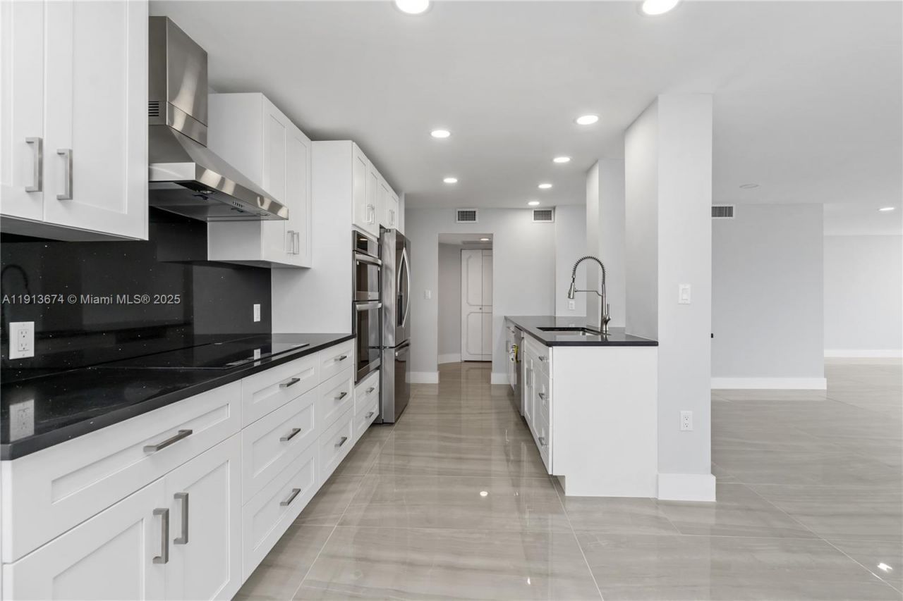 2751 S Ocean Dr, Unit 1008N, Hollywood, FL 33019 Photo