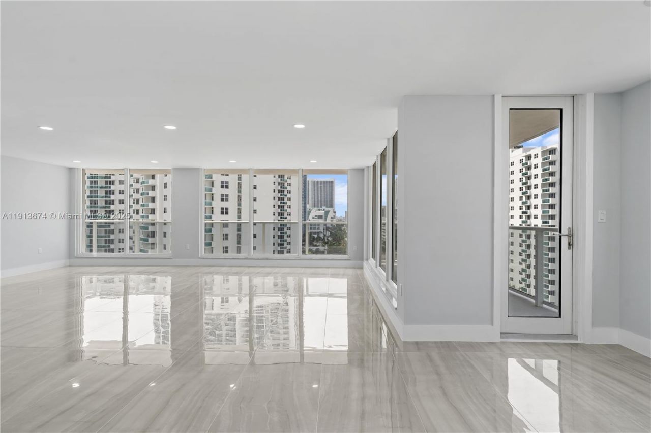 2751 S Ocean Dr, Unit 1008N, Hollywood, FL 33019 Photo