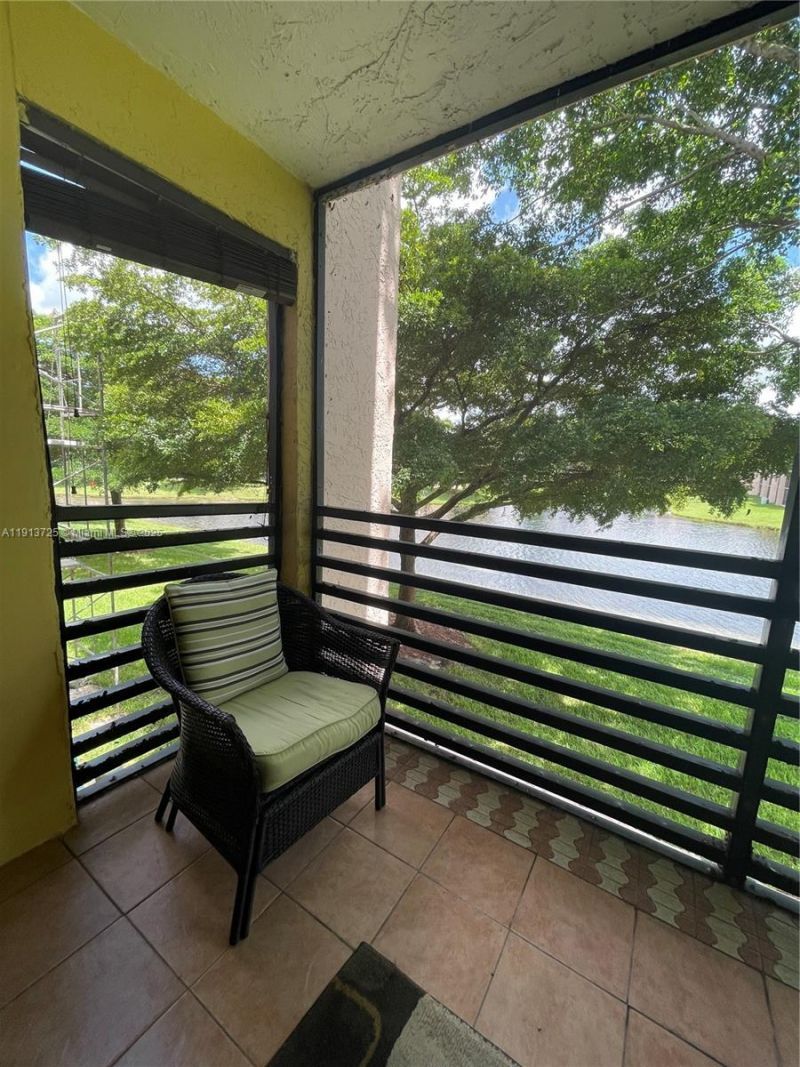 2786 NW 104th Ave, Unit 211, Sunrise, FL 33322 Photo