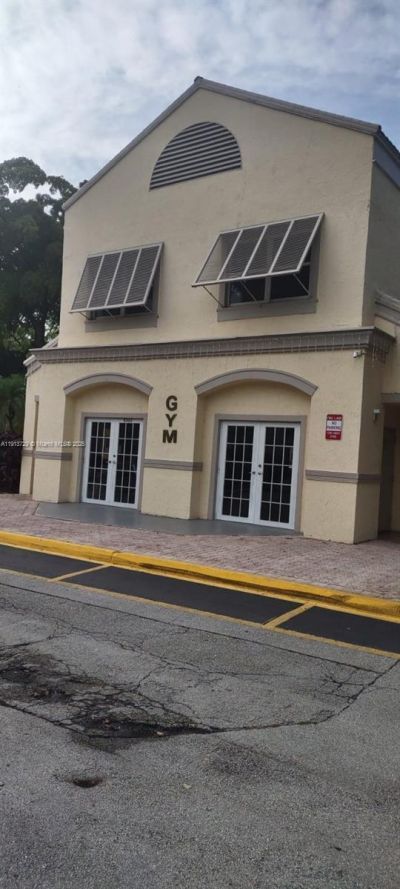 8290 Lake Dr, Unit 146, Doral, FL 33166 Photo