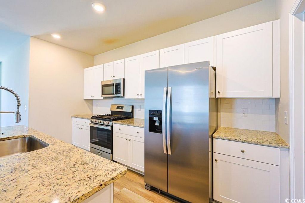 1560 Swing Bridge Way Photo 10