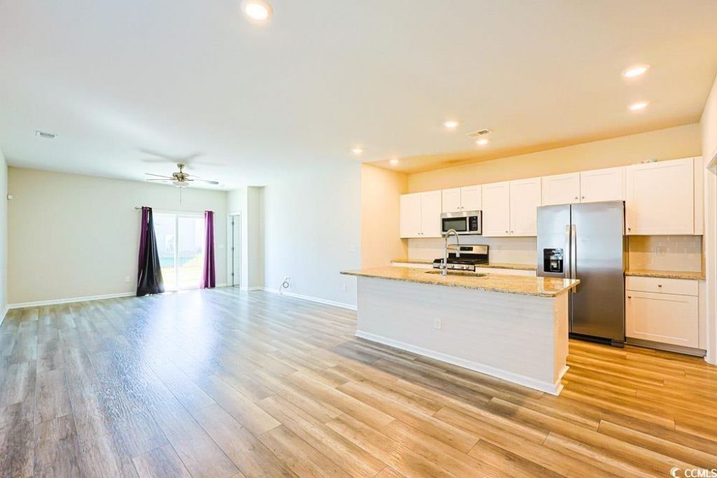 1560 Swing Bridge Way Photo 3