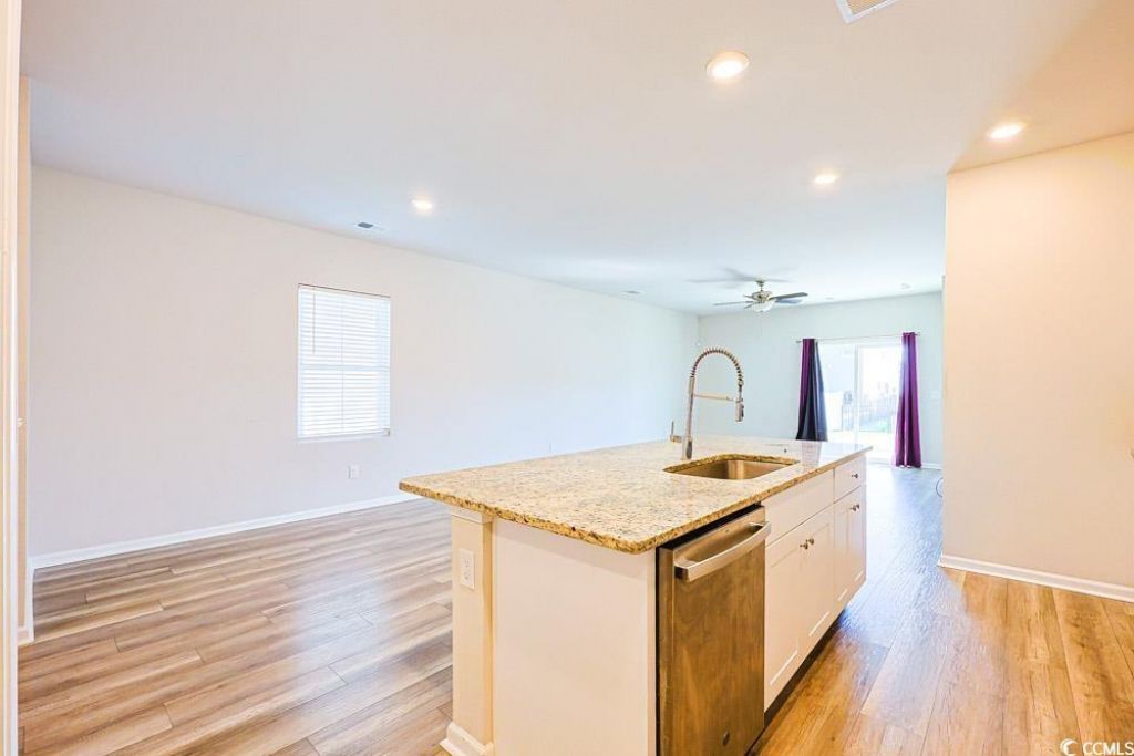 1560 Swing Bridge Way Photo 9