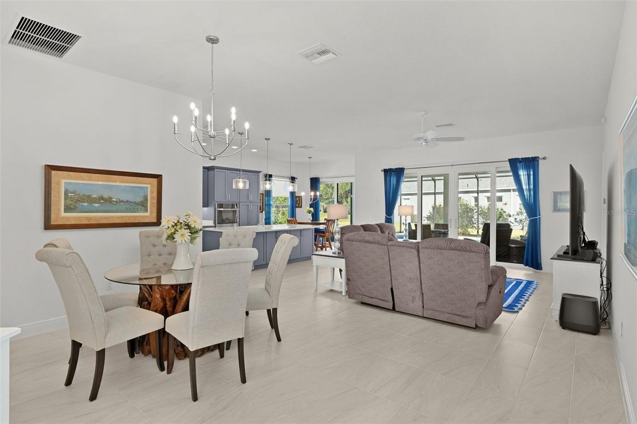 772 Shivers Loop, The Villages, FL 34762 Photo