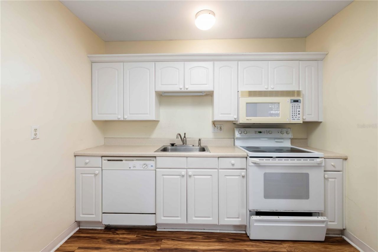 5718 15th Street W, Bradenton, FL 34207 Photo