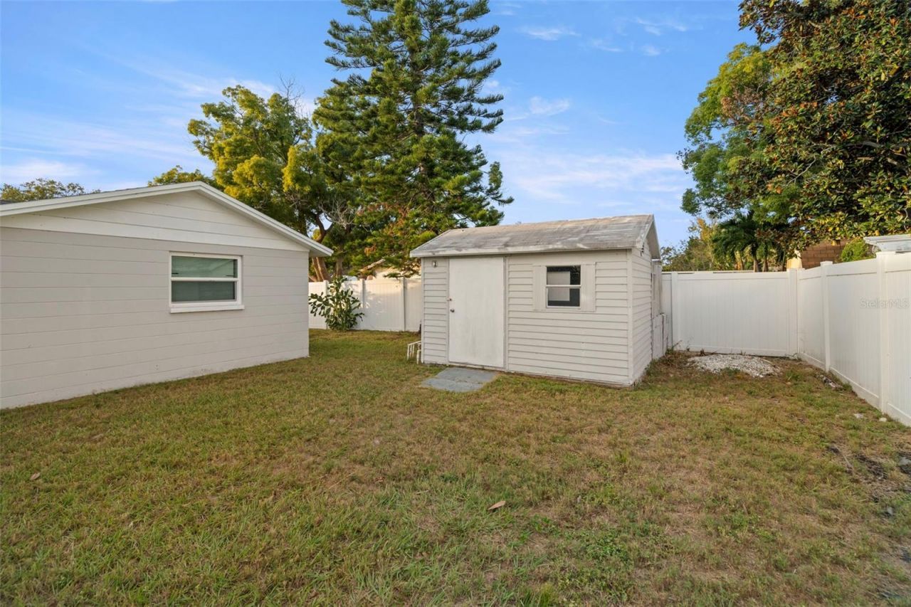 1863 12th Street Sw, Largo, FL 33778 Photo