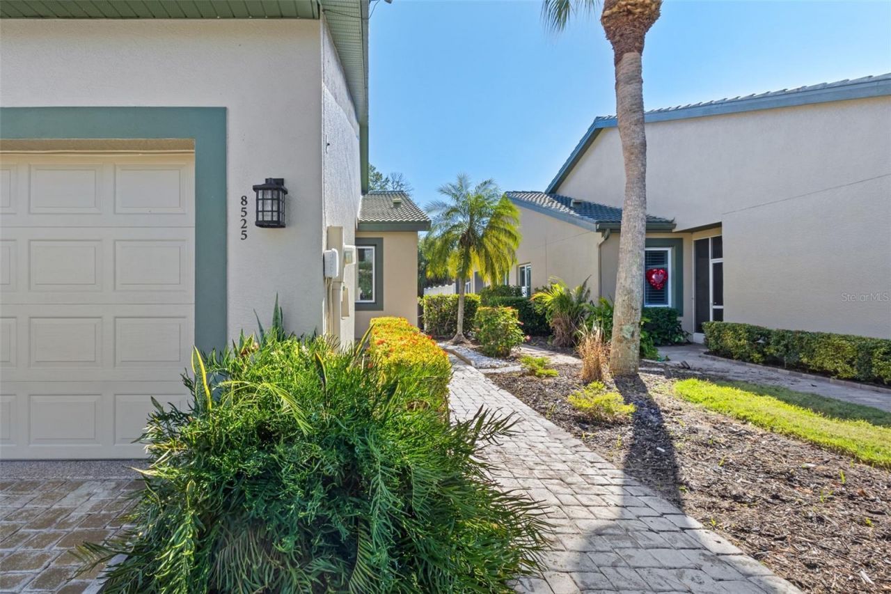 8525 54th Avenue Circle E, Bradenton, FL 34211 Photo