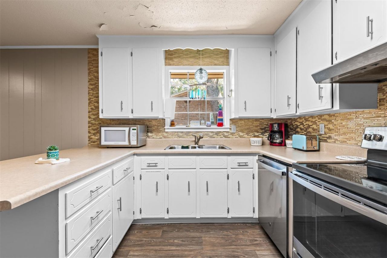 1040 Jocelin Road, Pensacola, FL 32506 Photo