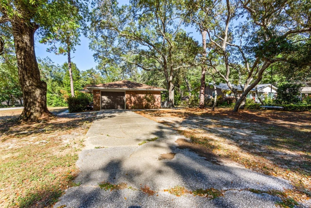 1040 Jocelin Road, Pensacola, FL 32506 Photo