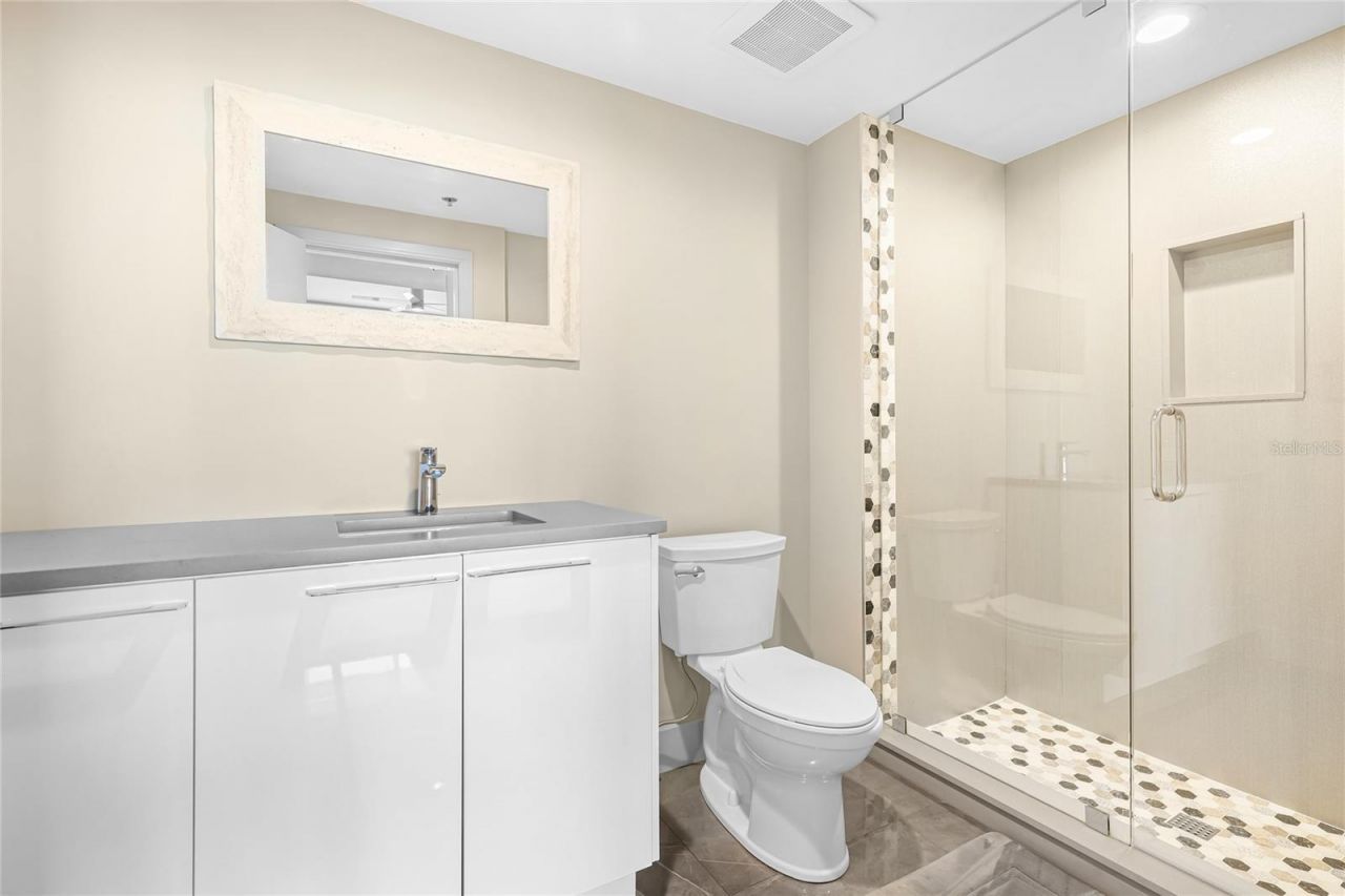 455 Longboat Club Road, Unit PH8, Longboat Key, FL 34228 Photo