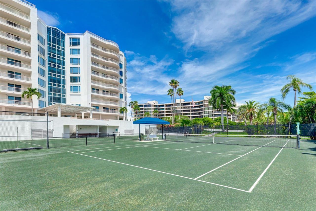 455 Longboat Club Road, Unit PH8, Longboat Key, FL 34228 Photo