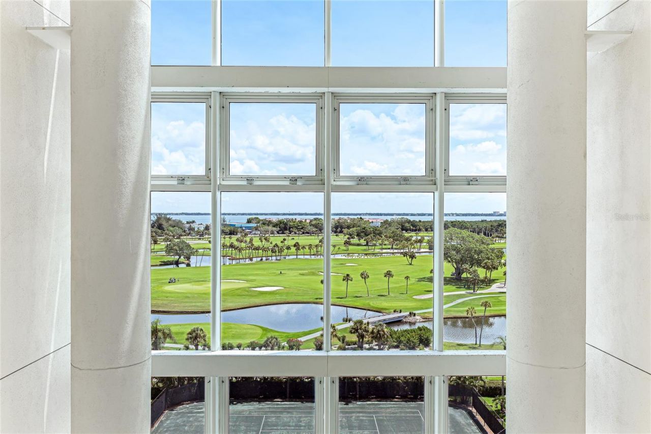 455 Longboat Club Road, Unit PH8, Longboat Key, FL 34228 Photo