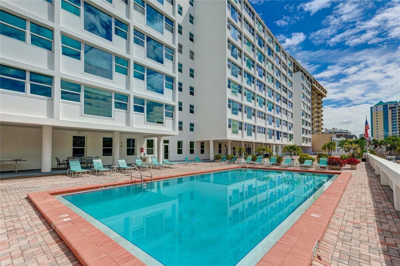 33 S Gulfstream Avenue, Unit 307, Sarasota, FL 34236 Photo