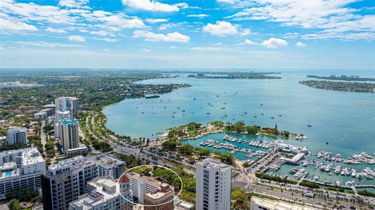 33 S Gulfstream Avenue, Unit 307, Sarasota, FL 34236 Photo