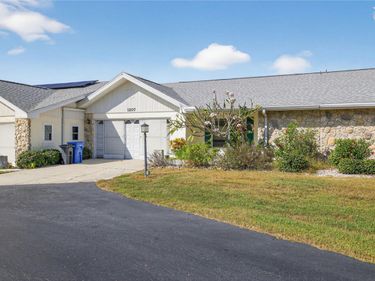 1207 EASTLOCH COURT, SUN CITY CENTER, FL 33573