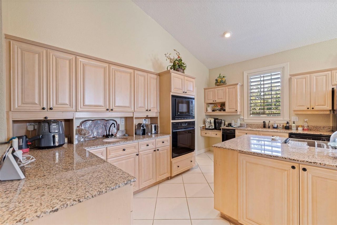 2000 Bayview Drive, Tierra Verde, FL 33715 Photo