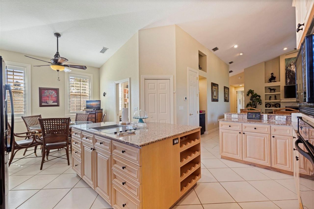 2000 Bayview Drive, Tierra Verde, FL 33715 Photo