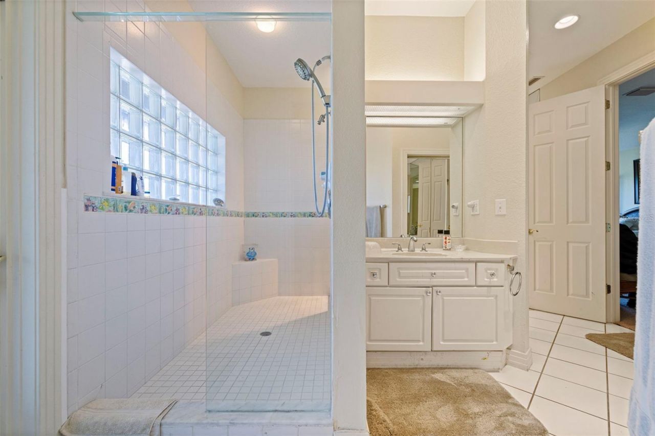 2000 Bayview Drive, Tierra Verde, FL 33715 Photo