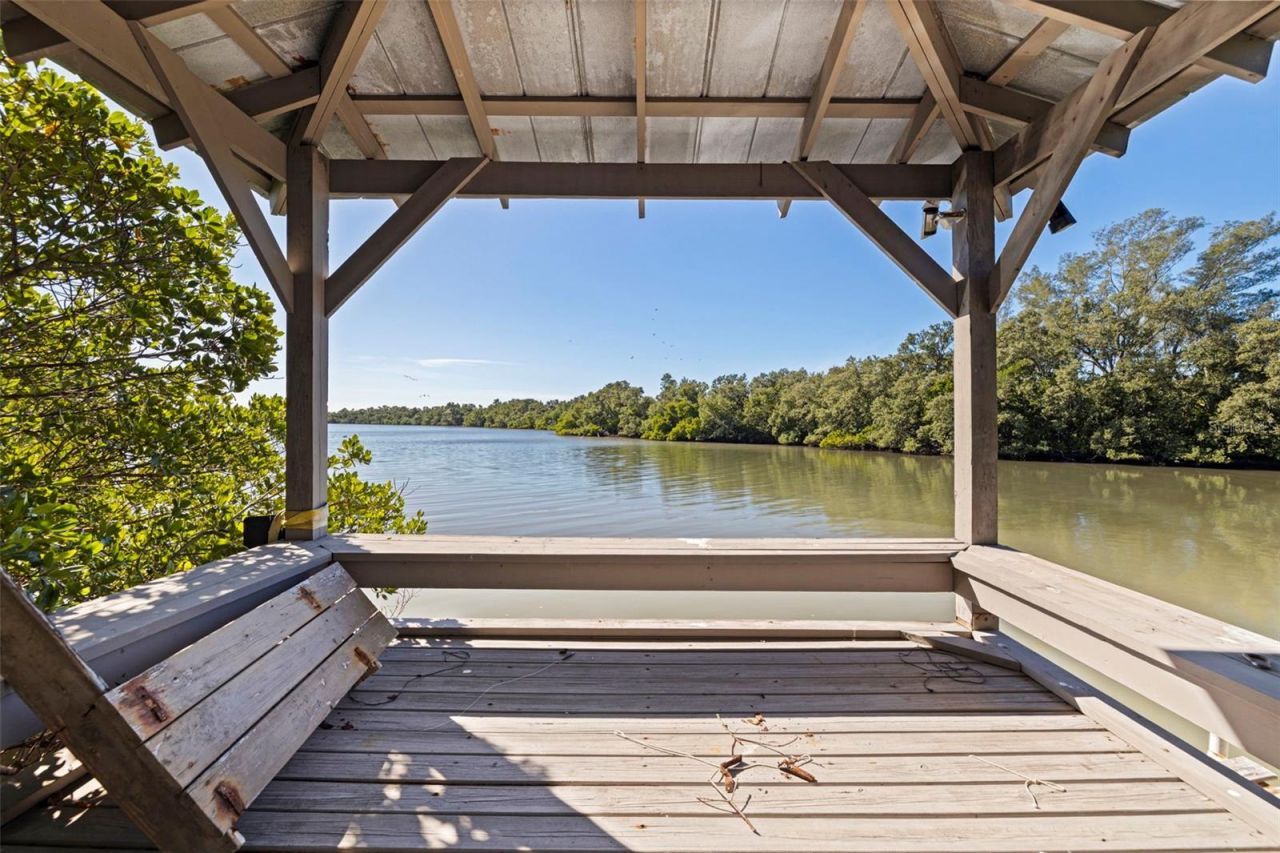 2000 Bayview Drive, Tierra Verde, FL 33715 Photo