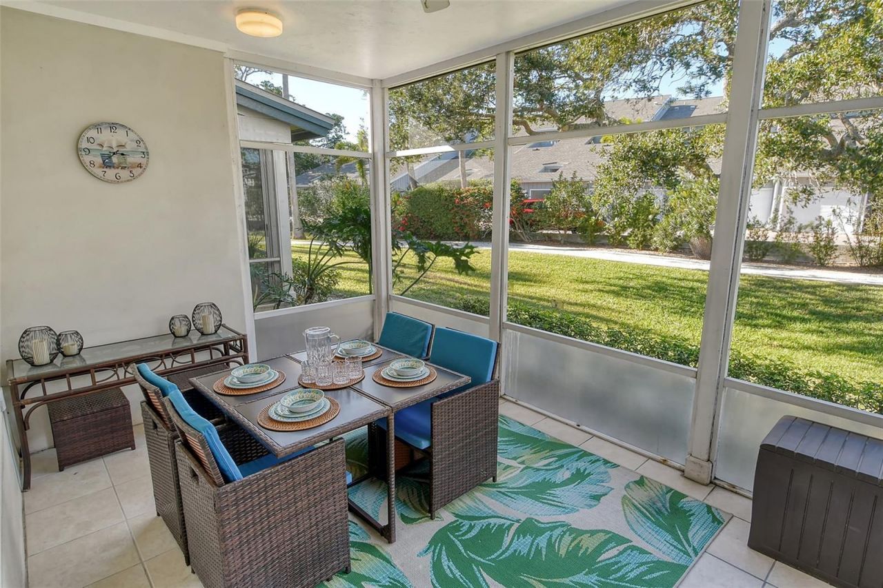 1243 Siesta Bayside Drive, Unit D, Sarasota, FL 34242 Photo