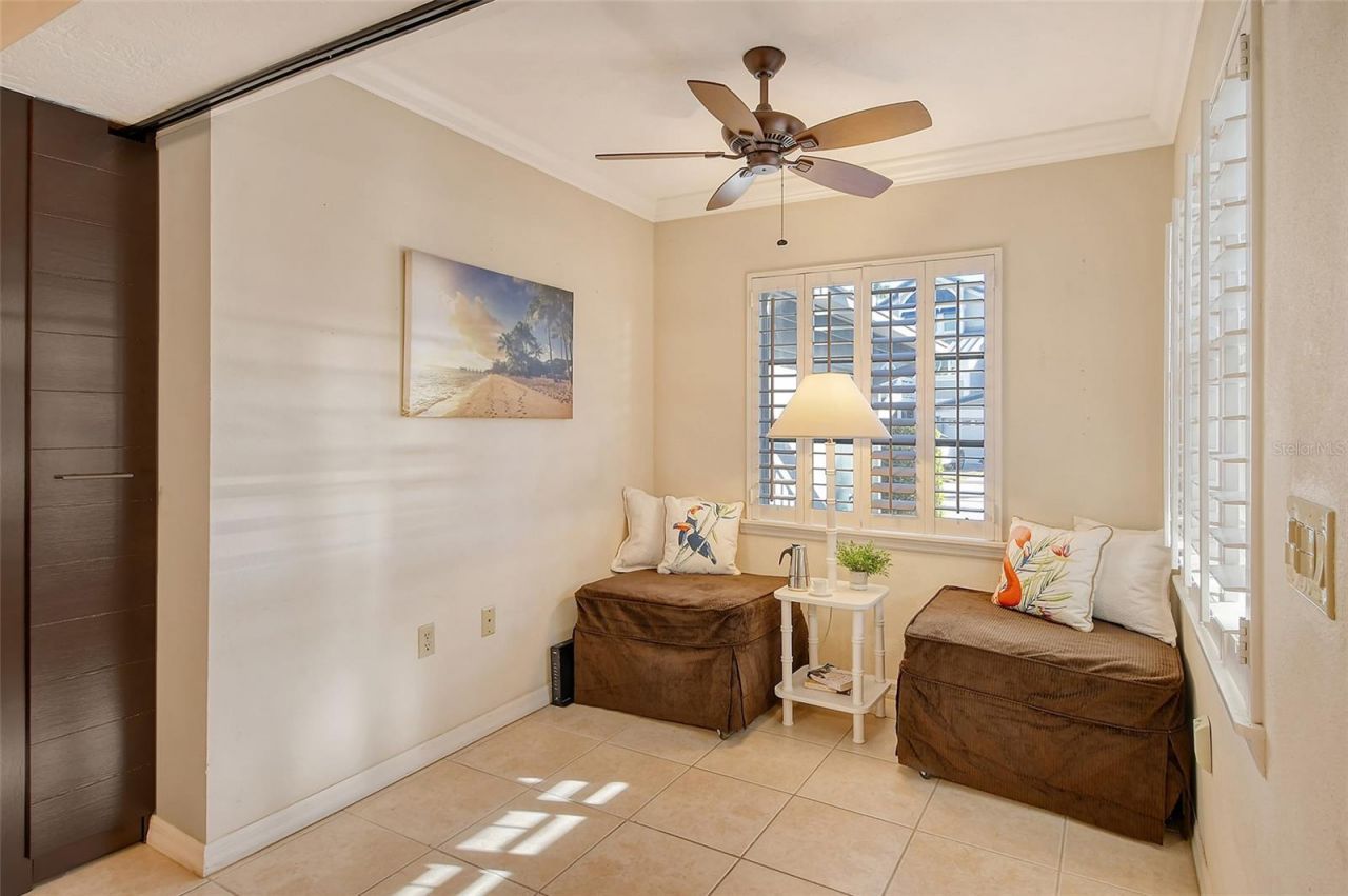 1243 Siesta Bayside Drive, Unit D, Sarasota, FL 34242 Photo