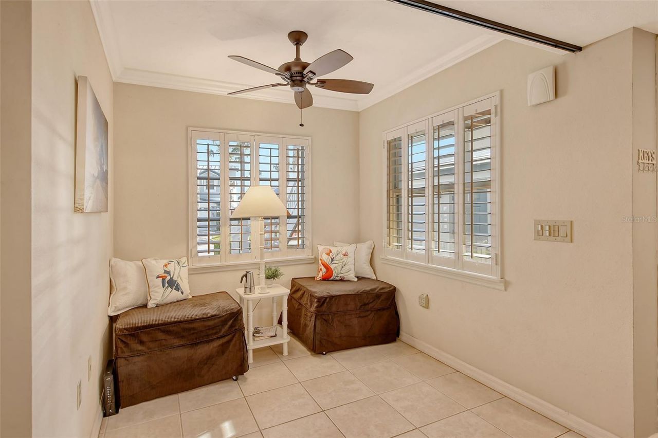 1243 Siesta Bayside Drive, Unit D, Sarasota, FL 34242 Photo