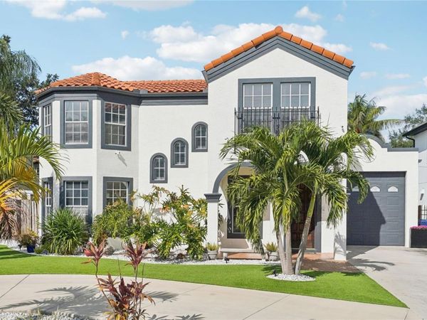 3303 W LAWN AVENUE, TAMPA, FL 33611