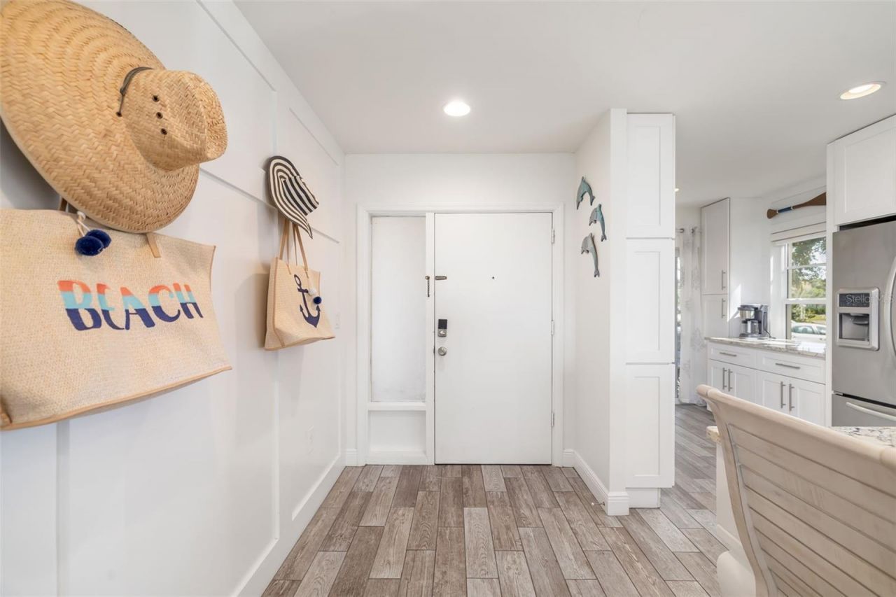 8630 Midnight Pass Road, Unit 108A, Sarasota, FL 34242 Photo